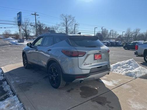 2025 Chevrolet Blazer LT
