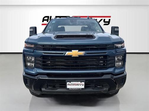 2025 Chevrolet Silverado 2500 Custom