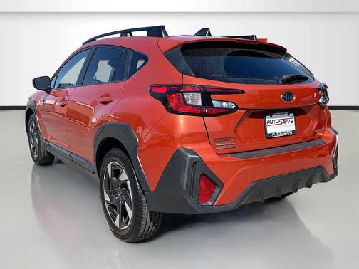 Sun Blaze Pearl 2025 Subaru Crosstrek Limited