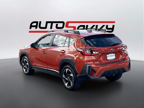Sun Blaze Pearl 2024 Subaru Crosstrek Base