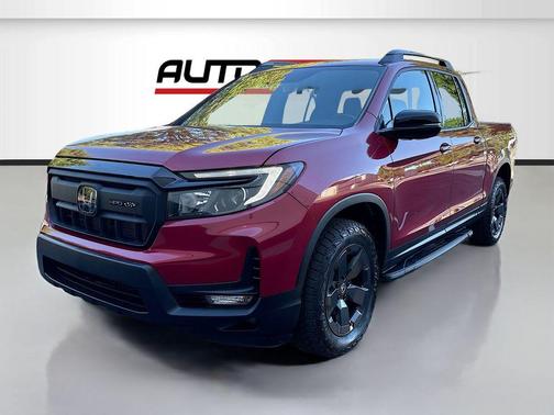 Radiant Red Metallic II 2024 Honda Ridgeline Black