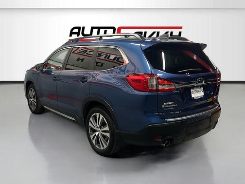 2022 Subaru Ascent Limited 8-Passenger