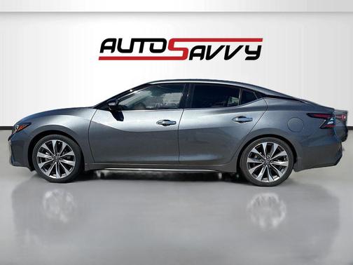 Gun Metallic 2022 Nissan Maxima 3.5 Platinum