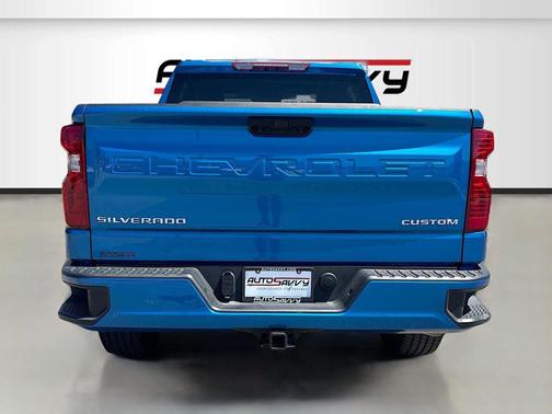 Glacier Blue Metallic 2024 Chevrolet Silverado 1500 Custom