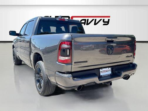 Granite Crystal Metallic Clearcoat 2022 RAM 1500 Big Horn/Lone Star