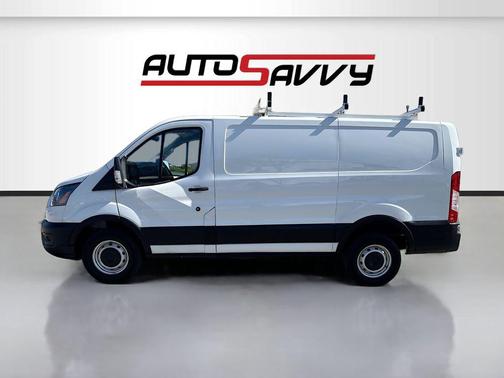 Oxford White 2025 Ford Transit-250 Base