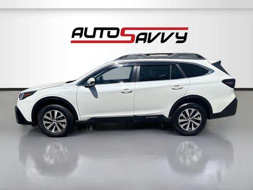 Crystal White Pearl 2021 Subaru Outback Premium