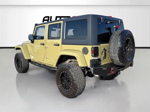 2013 Jeep Wrangler Unlimited Freedom Edition