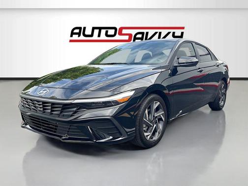 Abyss Black 2025 Hyundai ELANTRA Sport