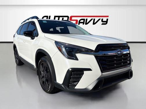 Crystal White Pearl 2024 Subaru Ascent Onyx Edition 7-Passenger