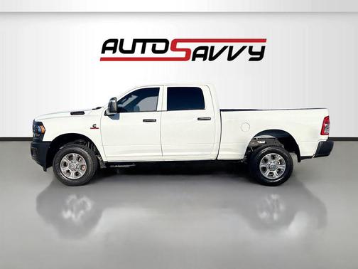 2023 RAM 2500 Tradesman Crew Cab 4x4 6'4' Box