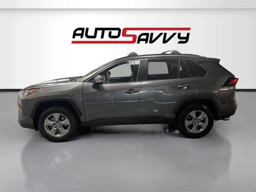 2022 Toyota RAV4 Hybrid LE