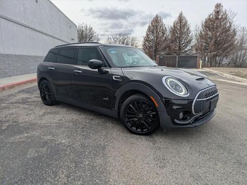 2022 MINI Clubman Cooper S ALL4