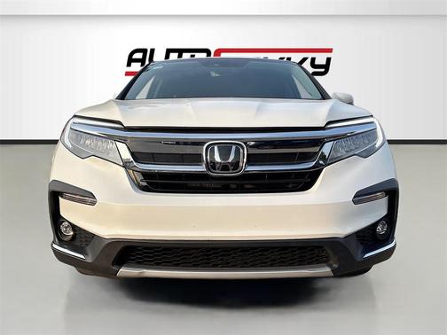 2022 Honda Pilot Touring 8-Passenger
