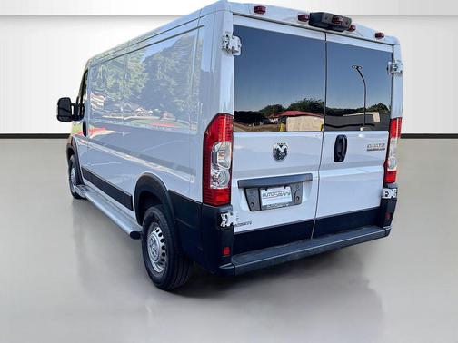 Bright White Clearcoat 2025 RAM ProMaster 2500 Tradesman