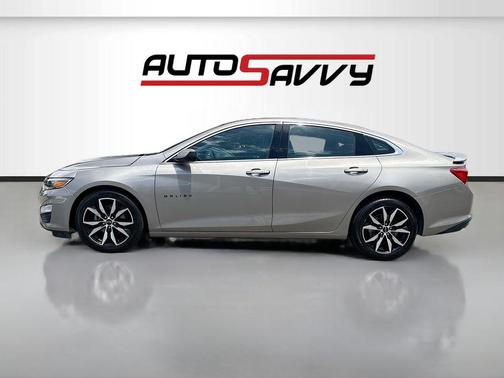 Mineral Gray Metallic 2025 Chevrolet Malibu FWD RS