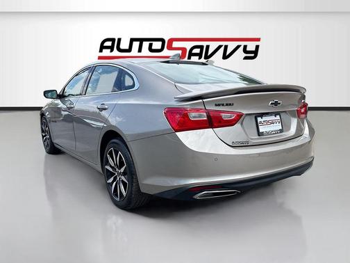 Mineral Gray Metallic 2025 Chevrolet Malibu FWD RS