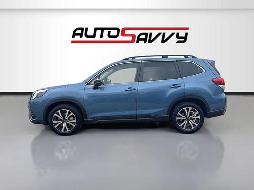 Horizon Blue Pearl 2022 Subaru Forester Limited