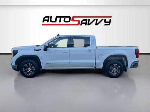 Summit White 2026 GMC Sierra 1500 SLE