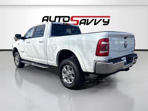2022 RAM 2500 Laramie Crew Cab 4x4 6'4' Box