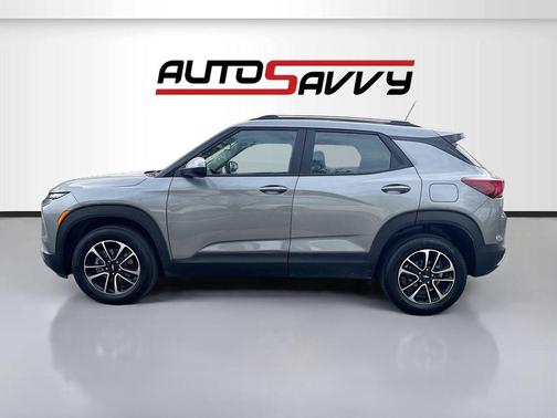 Sterling Gray Metallic 2026 Chevrolet Trailblazer LT
