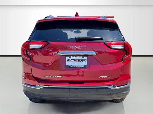 2024 GMC Terrain AWD AT4