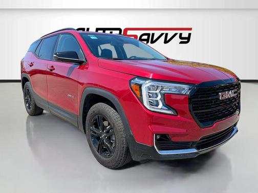 2024 GMC Terrain AWD AT4