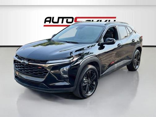 Mosaic Black Metallic 2026 Chevrolet Trax FWD ACTIV