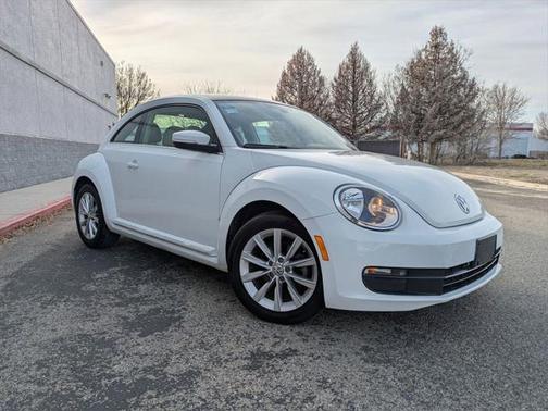 2019 Volkswagen Beetle 2.0T SE