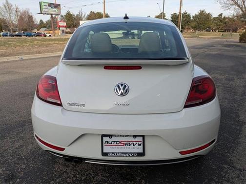 2019 Volkswagen Beetle 2.0T SE