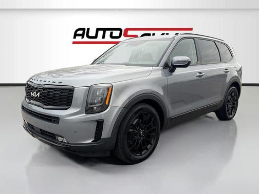 Everlasting Silver 2022 Kia Telluride SX