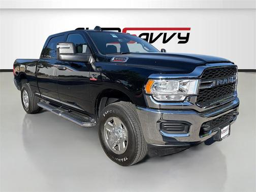 2024 RAM 3500 Tradesman Crew Cab 4x4 6'4' Box