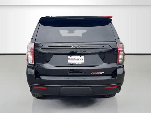 2023 Chevrolet Tahoe 4WD RST