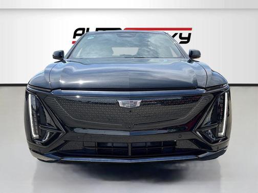 Stellar Black Metallic 2025 Cadillac LYRIQ Sport