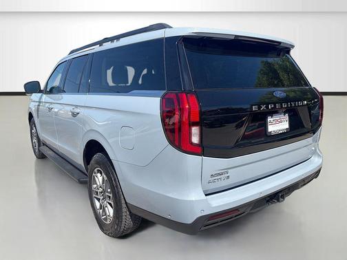 Glacier Gray Metallic TriCoat 2025 Ford Expedition Max Active 4x4