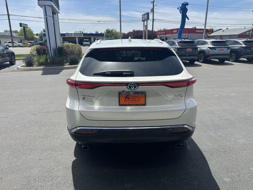 2021 Toyota Venza XLE