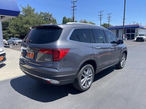 2018 Honda Pilot Elite