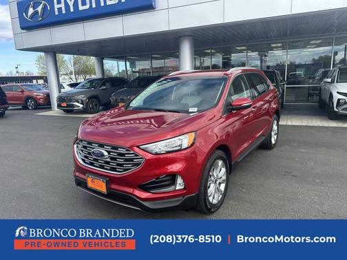 2022 Ford Edge Titanium
