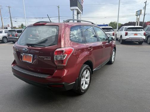 2015 Subaru Forester 2.5i