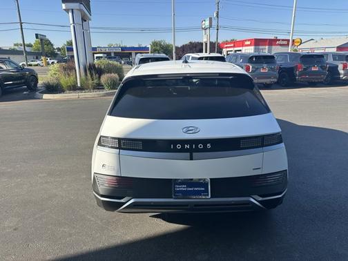 2023 Hyundai IONIQ 5 SEL