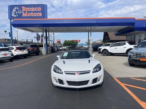 2008 Saturn Sky Red Line