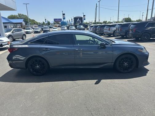 2019 Toyota Avalon Touring