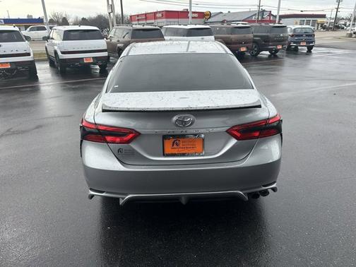 2018 Toyota Camry SE