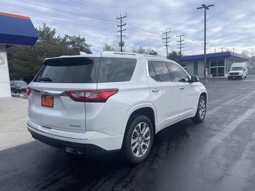 2021 Chevrolet Traverse Premier