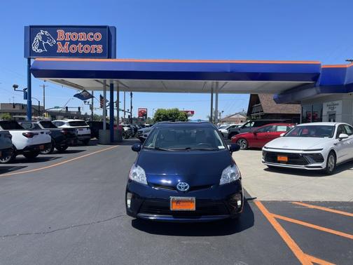 2012 Toyota Prius Two