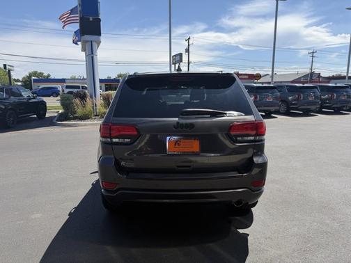 2018 Jeep Grand Cherokee Altitude