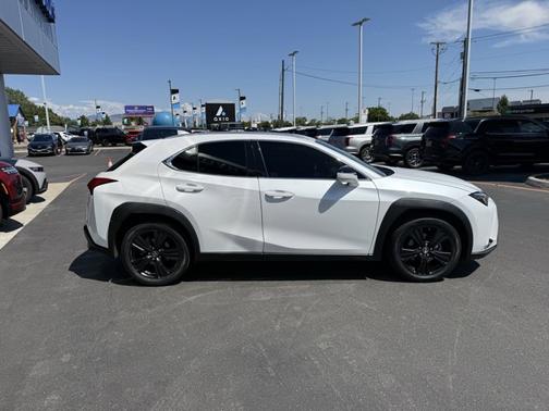 2020 Lexus UX 200 Base