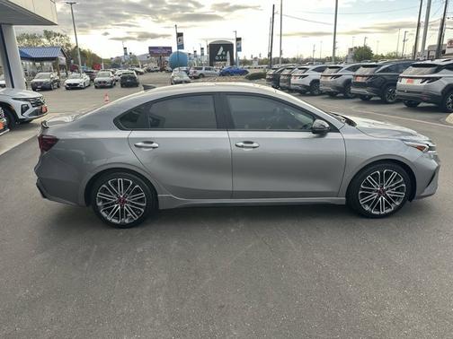 2022 Kia Forte GT