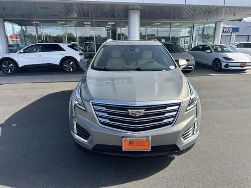 2018 Cadillac XT5 Premium Luxury