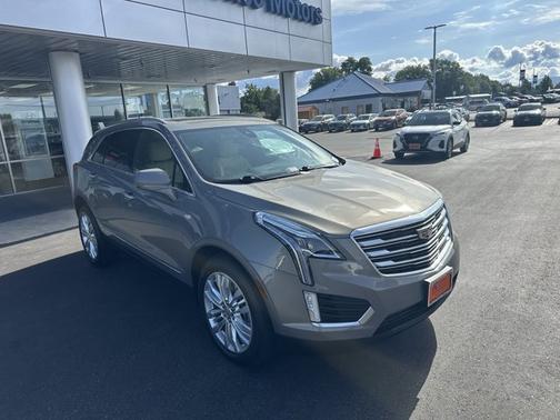 2018 Cadillac XT5 Premium Luxury
